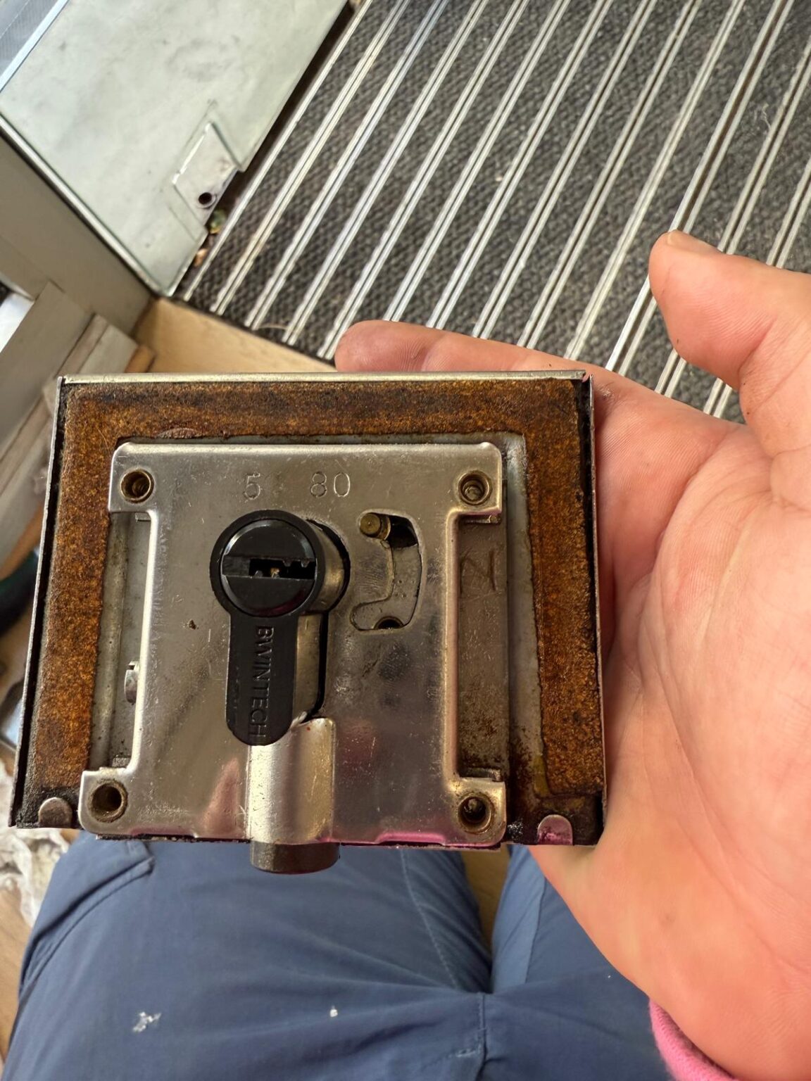 installation-img-7-ue5CtEB2