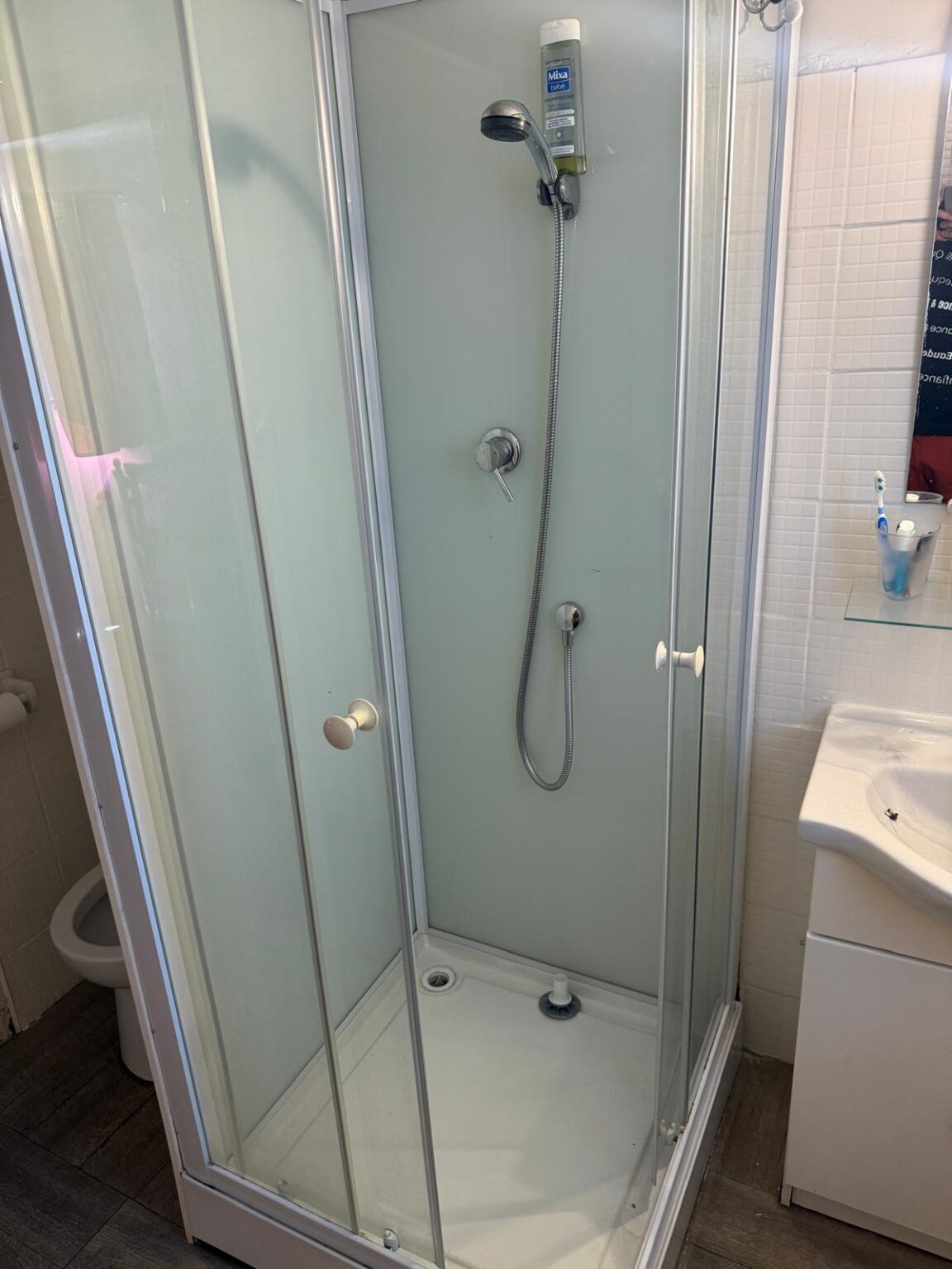 plomberie-zoom-8-mrjHsuqi